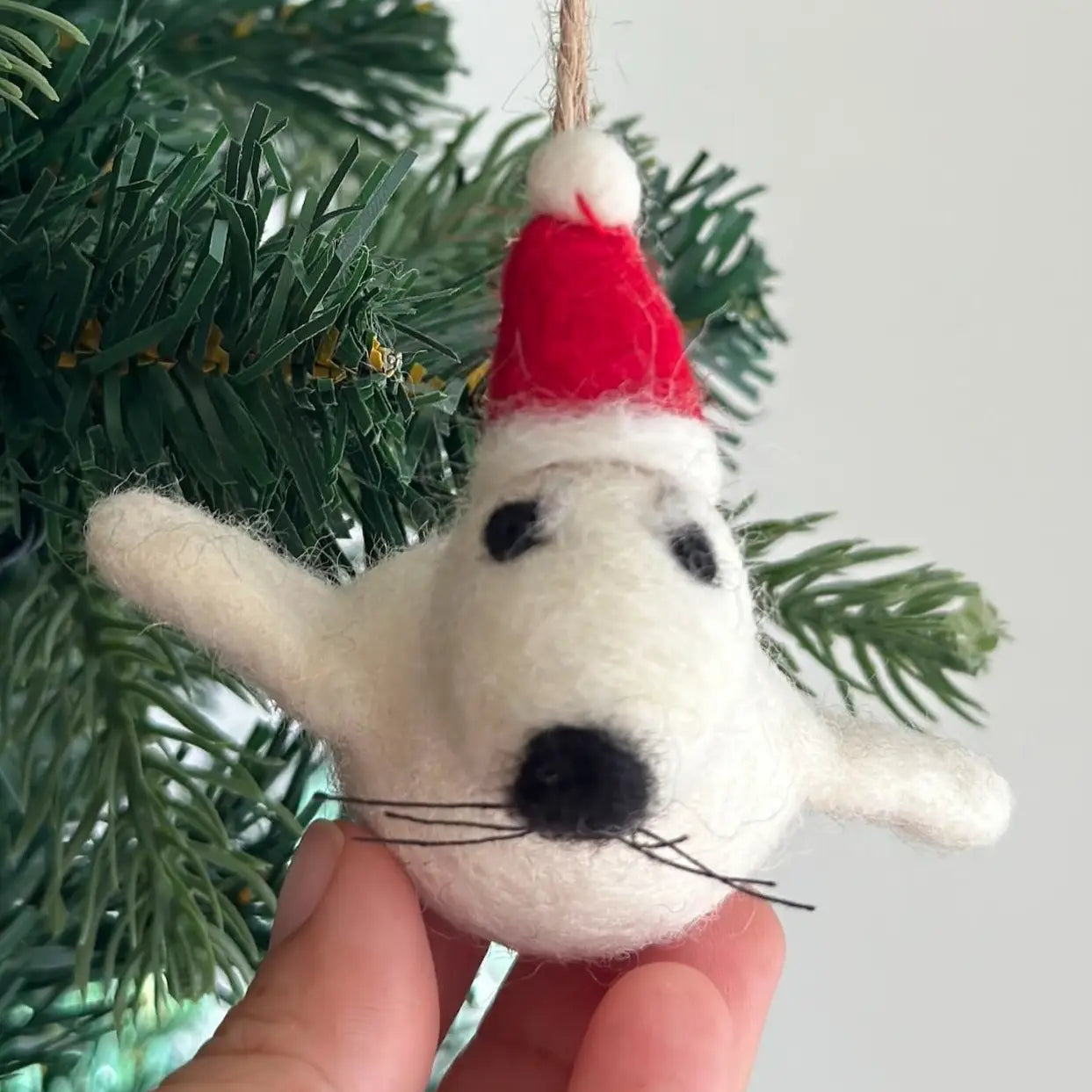 Felt Seal Ornament With Christmas Hat