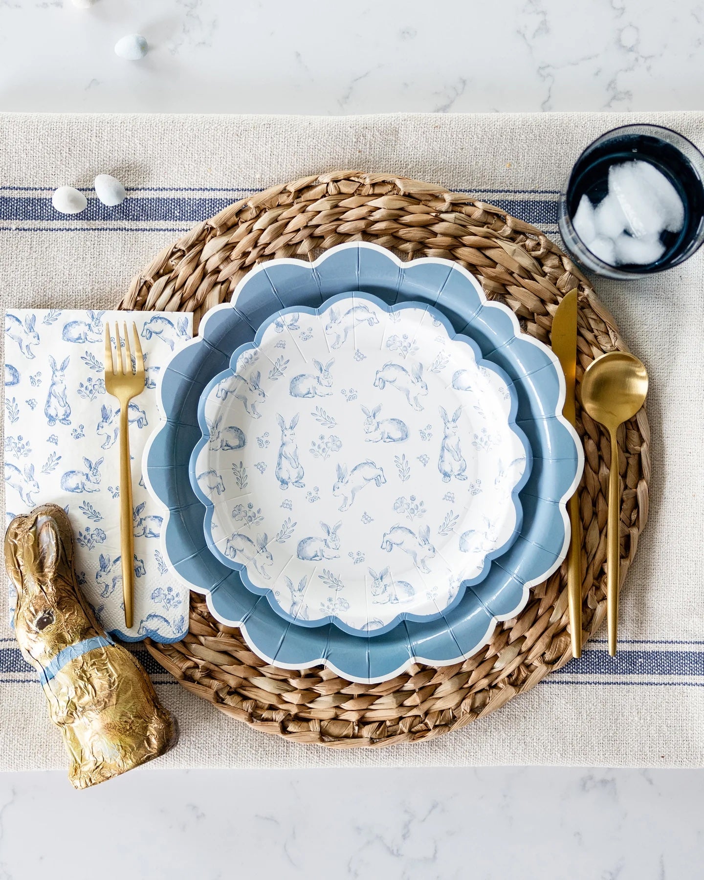 Blue Scallop Paper Plates