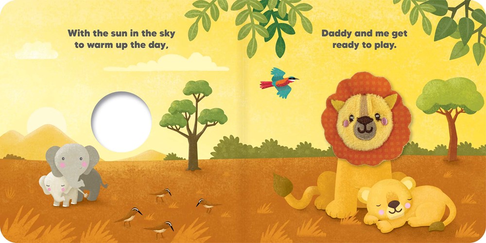 Daddy & Me: Finger Puppet Board Book