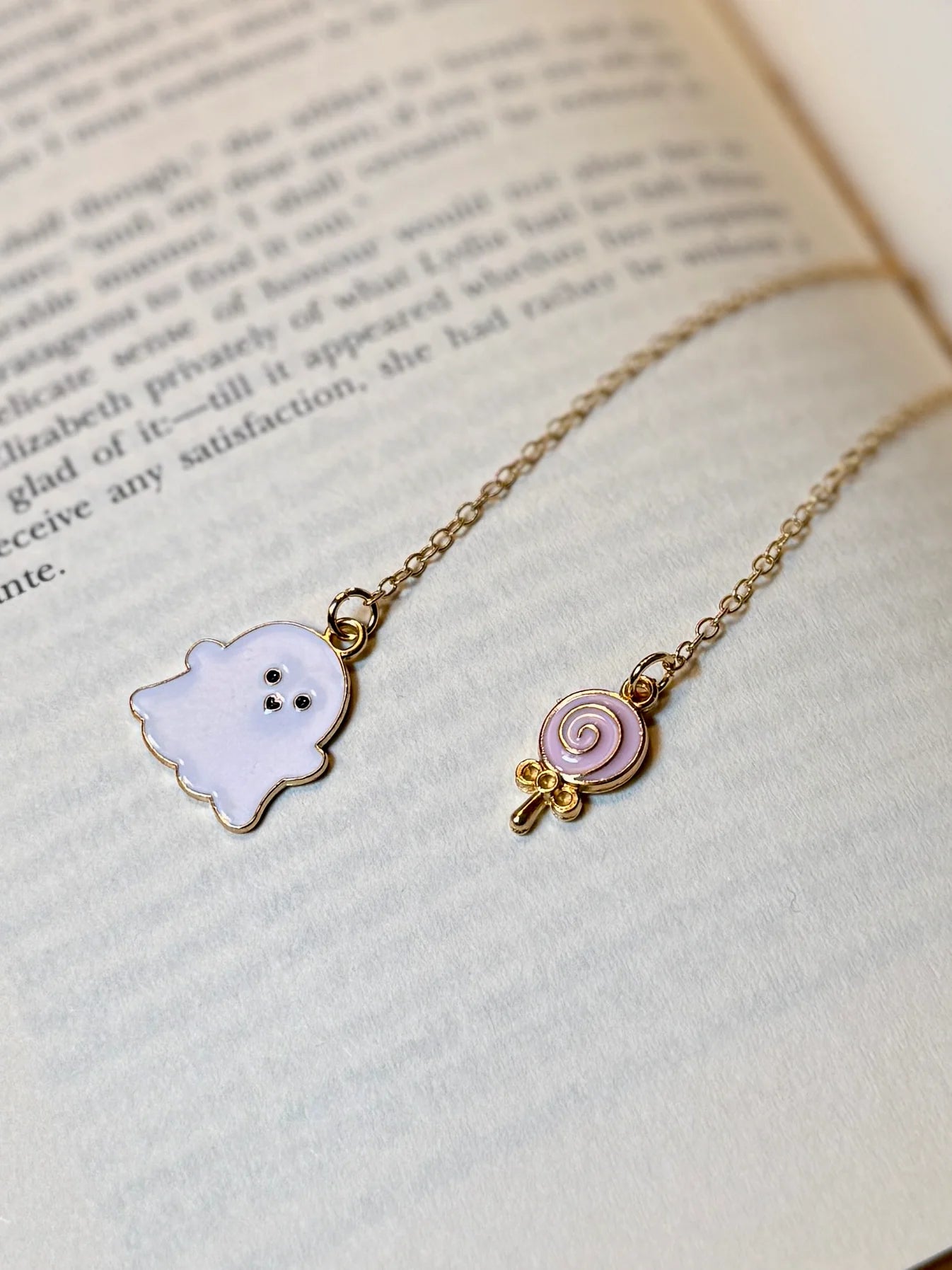 Sweet Ghost Chain Bookmark