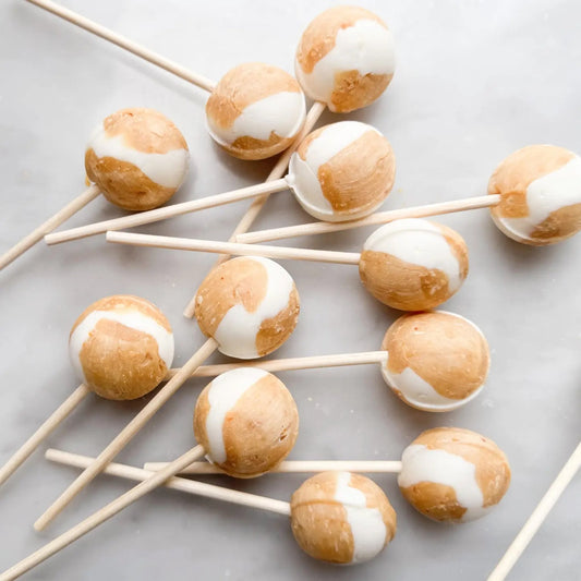 Fluffernutter Gourmet Lollipops